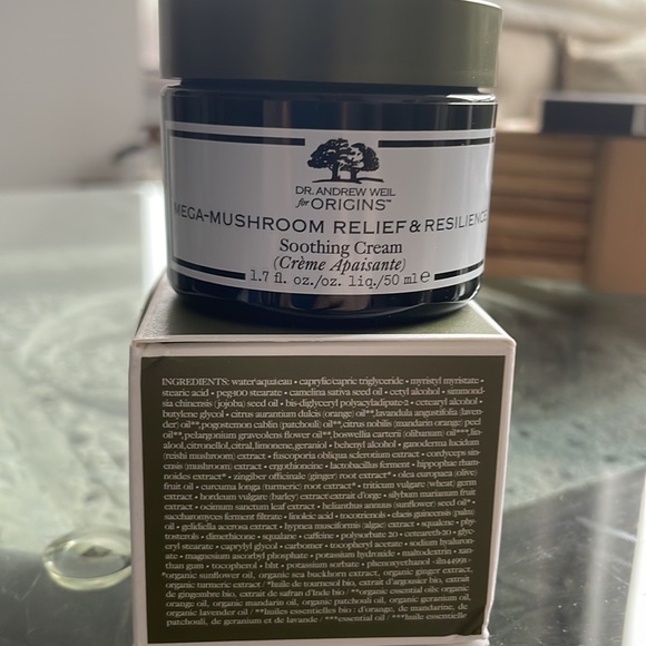 Origins Mega-Mushroom Relief & Resilience Soothing Cream - Picture 2 of 2